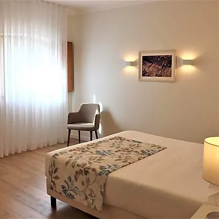 Casa Da Padeira - فندق Benedita